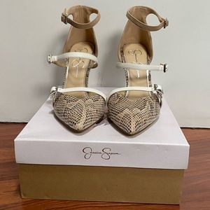 NIB Jessica Simpson Princia Pointed Toe Heel